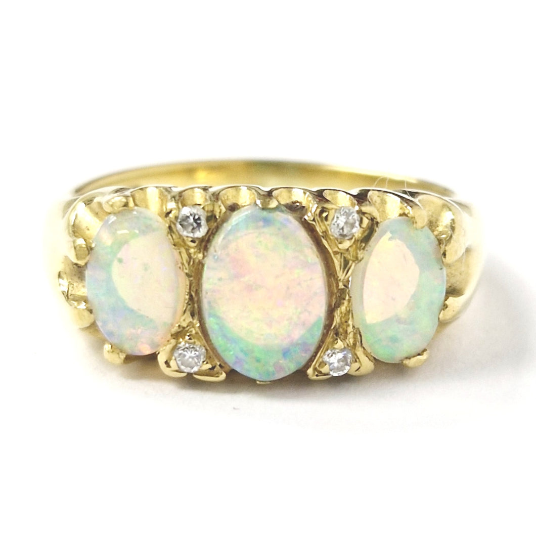 18ct Yellow Gold Diamond & Opal Ring