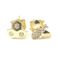 9ct Gold Bee & Honeycomb Stud Earrings 9ct Gold Bee & Honeycomb Stud Earrings