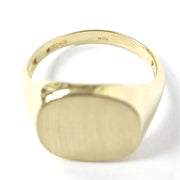 Load image into Gallery viewer, 14ct Gold Signet Ring
