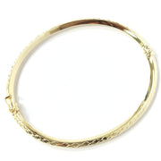 Load image into Gallery viewer, 9ct Gold Patterned Bangle
