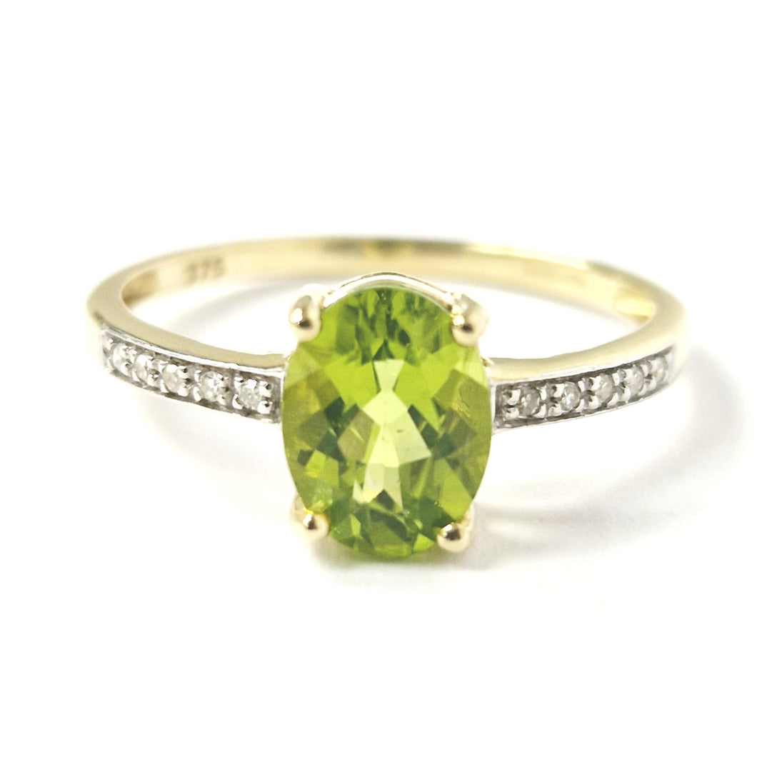 9ct Yellow Gold Diamond & Green Stone Ring