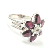 Load image into Gallery viewer, 14ct White Gold Diamond Flower Ring
