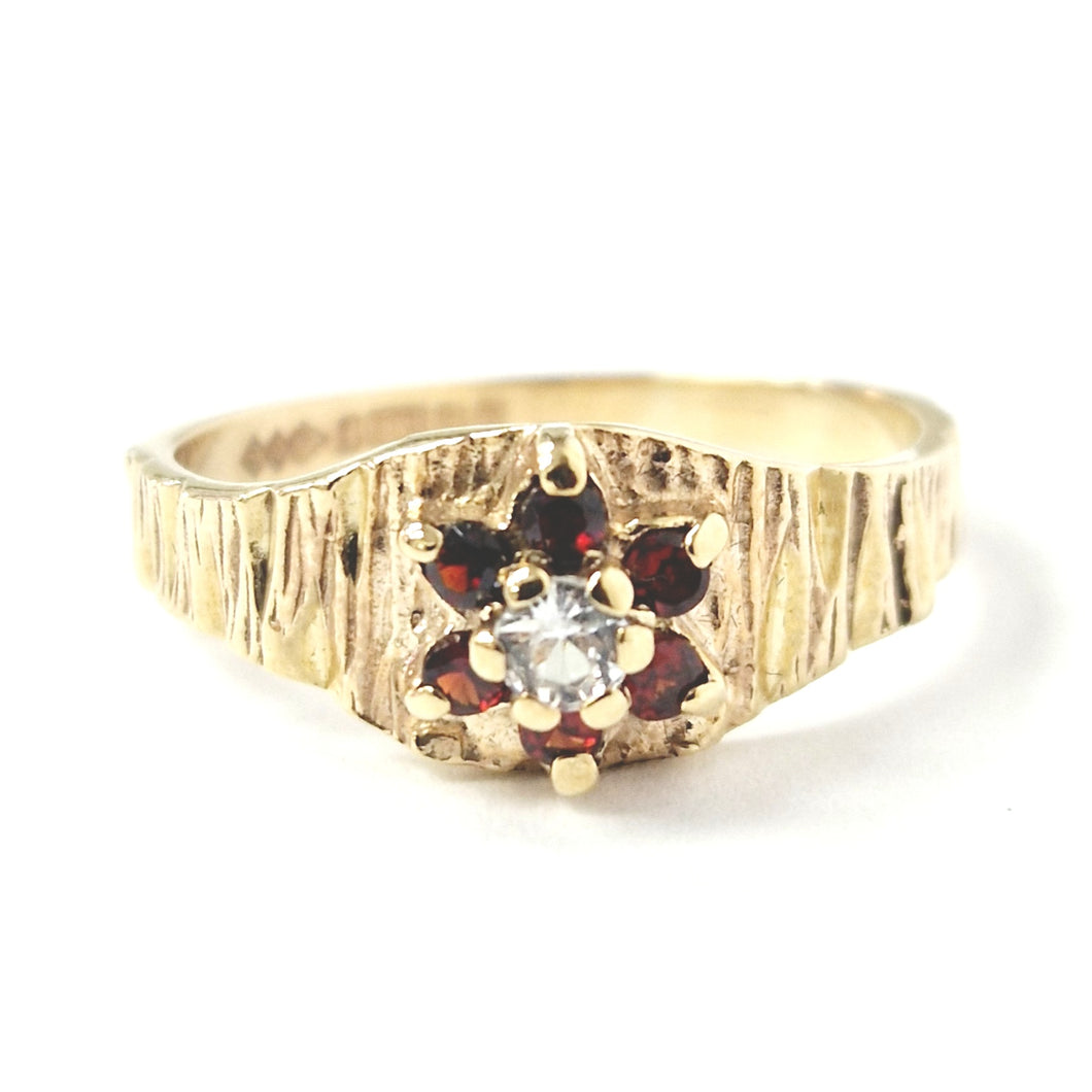9ct Yellow Gold Garnet & Diamond Ring