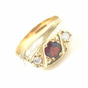 Load image into Gallery viewer, 9ct Gold Three Stone Ring
