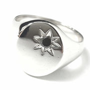 Load image into Gallery viewer, 9ct Gold Onyx Signet Ring
